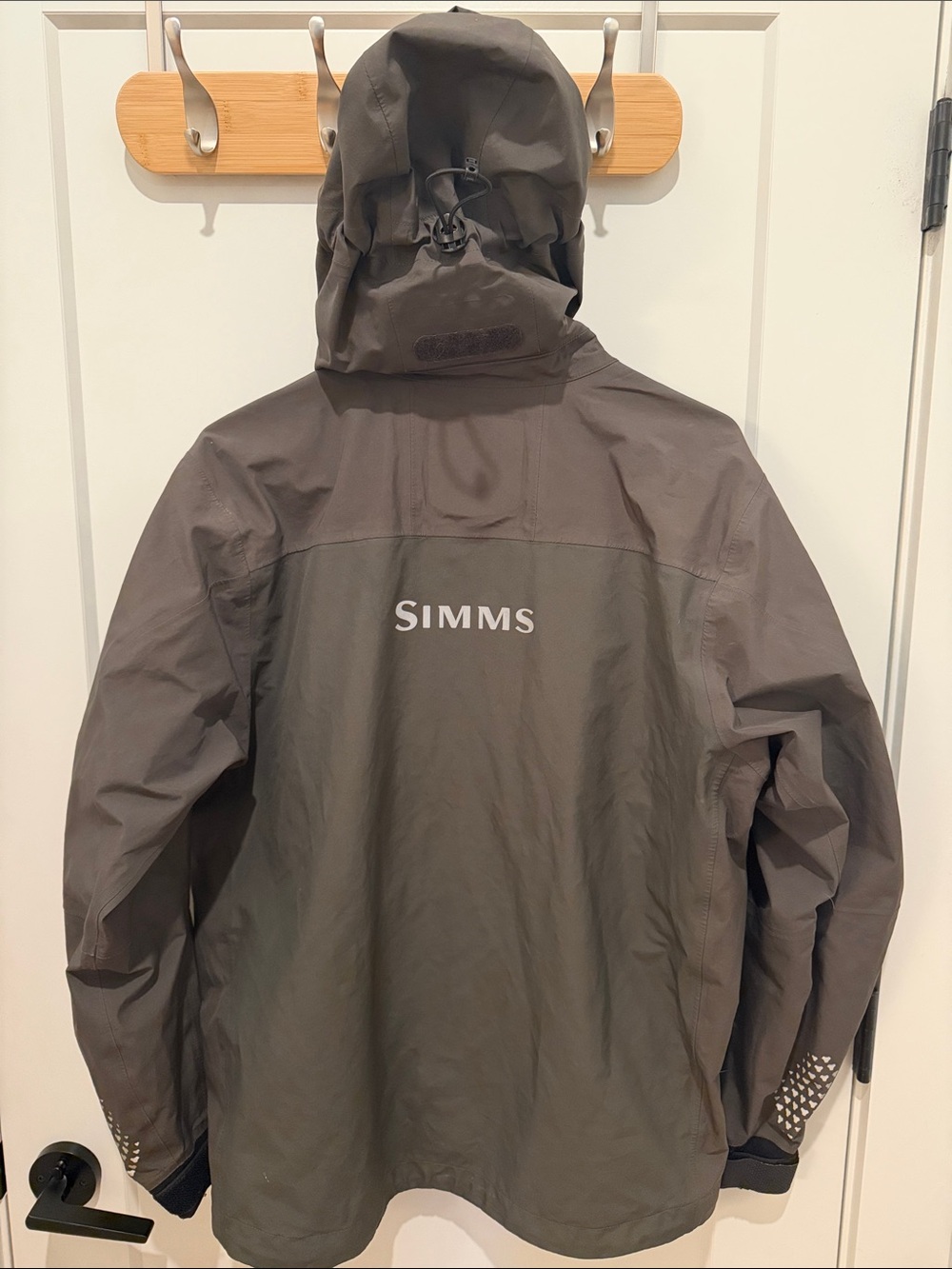 Simms Contender GORE–TEX Jacket - Picture 2 of 9